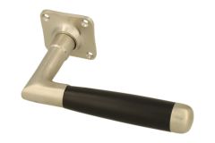 Einzelner Türgriff mit Rosette Nickel matt Ebenholz (1918)